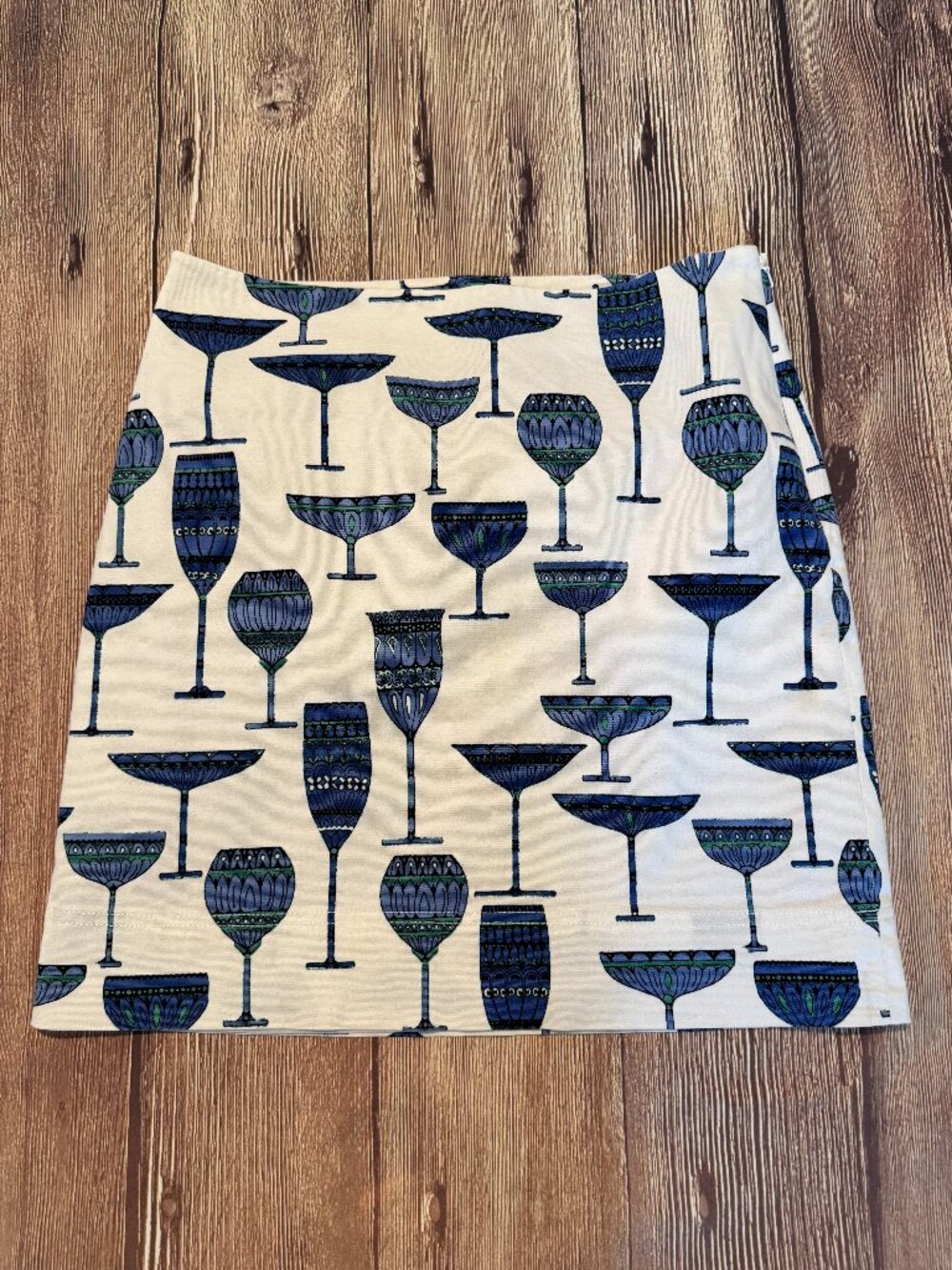 Talbots Wine Glass Blue Print Straight Skirt Size 8 EUC
